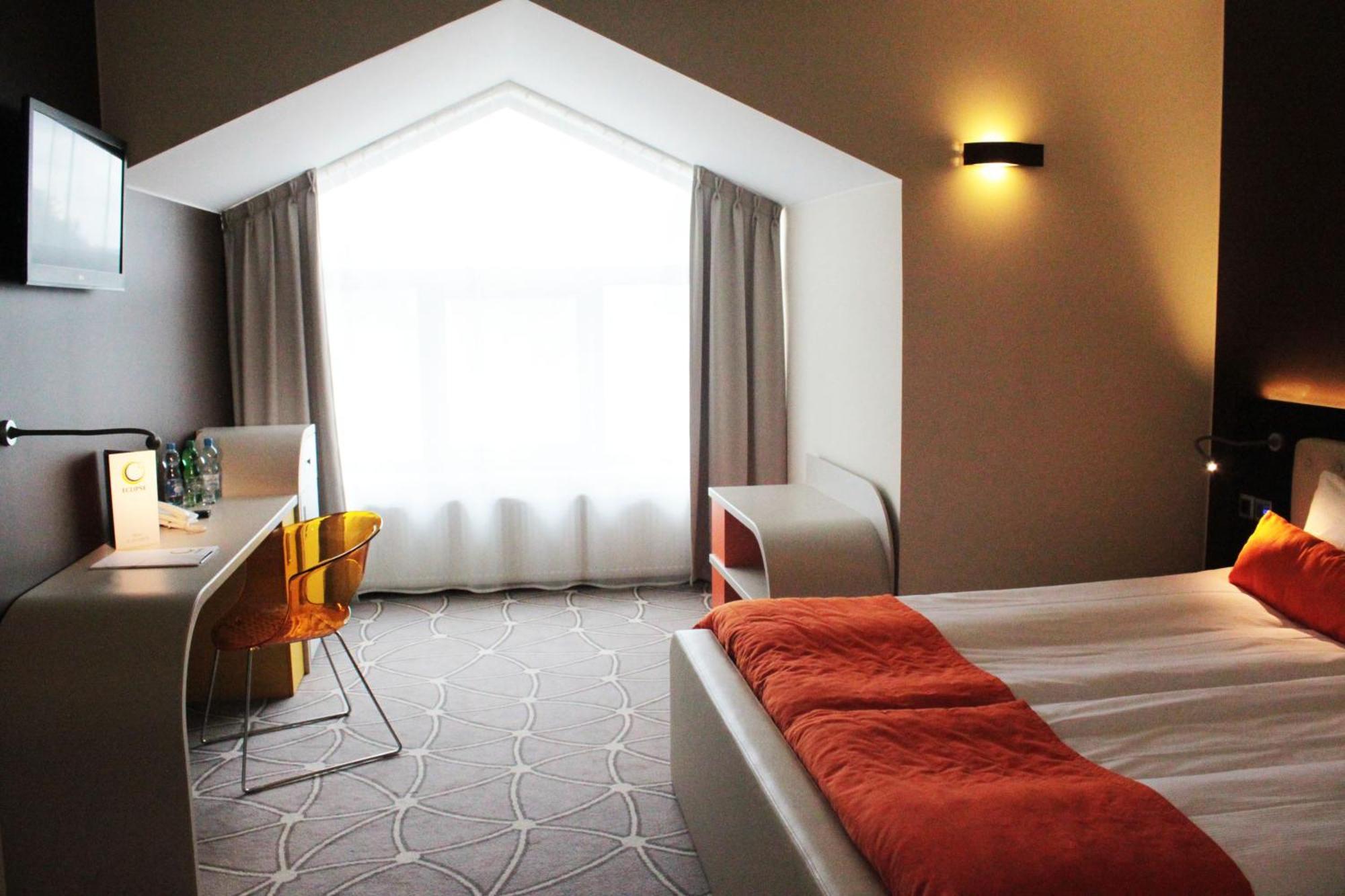 Hotel Eclipse Domasław Exteriér fotografie