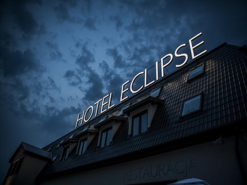 Hotel Eclipse Domasław Exteriér fotografie